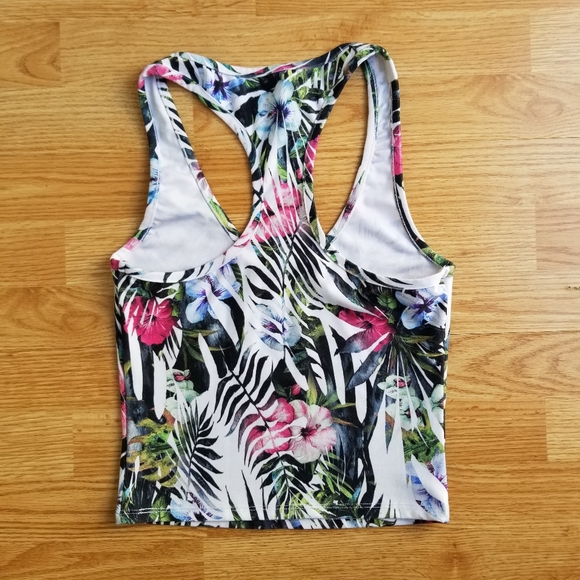 Evolution and Creation racer back top floral - Picture 8 of 8